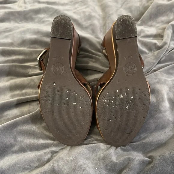 Brown wedge MK sandals 7.5 - Picture 4 of 5